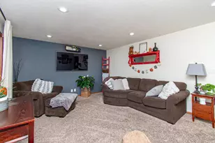 706 Rensvold Blvd, Moorhead, MN 56560 - Photo 5