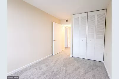 6615 Lake Shore Drive S #902, Richfield, MN 55423 - Photo 25