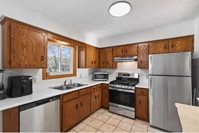 11511 Idaho Avenue N, Champlin, MN 55316 - Photo 7