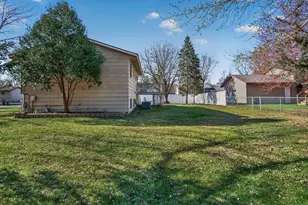 11511 Idaho Ave N, Champlin, MN 55316 - Photo 37