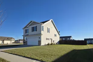 1591 35th Ave S, Moorhead, MN 56560 - Photo 5