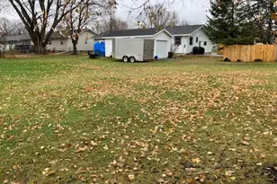 706 NE 14th St, Owatonna, MN 55060 - Photo 5