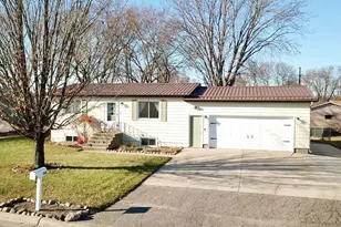 540 Morningside Ave, Paynesville, MN 56362 - Photo 1