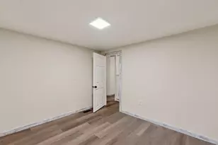 401 9th Ave NE, Rochester, MN 55906 - Photo 19
