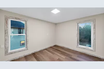 401 9th Avenue NE, Rochester, MN 55906 - Photo 17