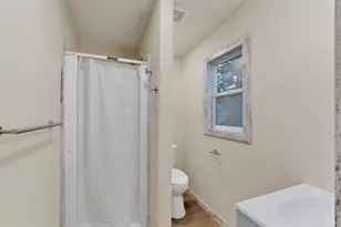 401 9th Ave NE, Rochester, MN 55906 - Photo 13