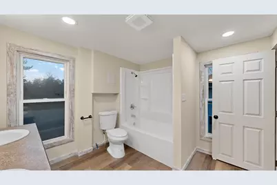 401 9th Avenue NE, Rochester, MN 55906 - Photo 21