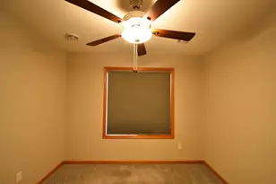 190 Highlands Cir, Zumbrota, MN 55992 - Photo 25