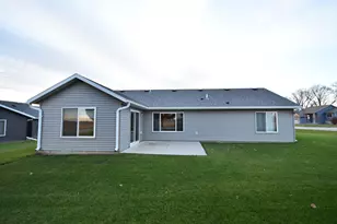 190 Highlands Cir, Zumbrota, MN 55992 - Photo 39