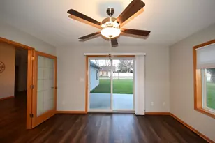 190 Highlands Cir, Zumbrota, MN 55992 - Photo 13