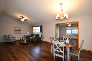 190 Highlands Cir, Zumbrota, MN 55992 - Photo 17