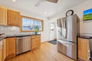 1306 Eleanor Ave, Saint Paul, MN 55116 - Photo 13