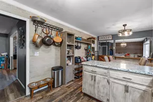 10239 Raven St NW, Coon Rapids, MN 55433 - Photo 15