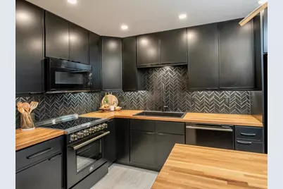 7401 W 101st Street #111, Bloomington, MN 55438 - Photo 3