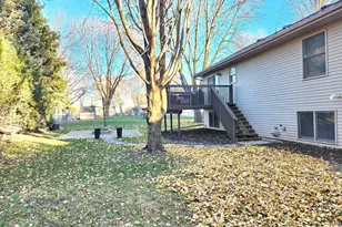 208 Holly Ln, Janesville, MN 56048 - Photo 11