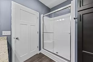 4213 Blakewood Dr, Shakopee, MN 55379 - Photo 11