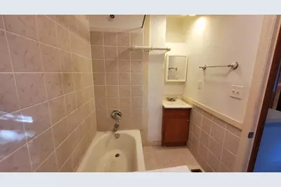 2002 Nortonia Avenue, Saint Paul, MN 55119 - Photo 15