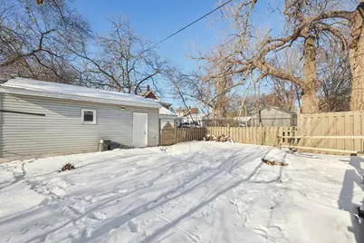 3413 Dupont Avenue N, Minneapolis, MN 55412 - Photo 33