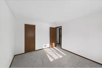 4372 Buckingham Court, Vadnais Heights, MN 55127 - Photo 23