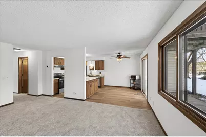 4372 Buckingham Court, Vadnais Heights, MN 55127 - Photo 13