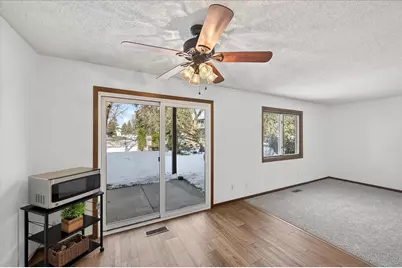 4372 Buckingham Court, Vadnais Heights, MN 55127 - Photo 17