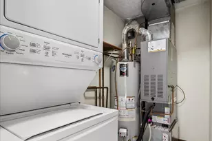 4372 Buckingham Ct, Vadnais Heights, MN 55127 - Photo 29