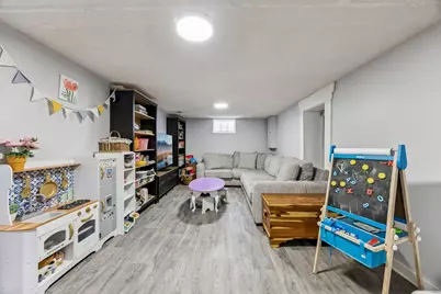 7825 58th Place N, Crystal, MN 55428 - Photo 11