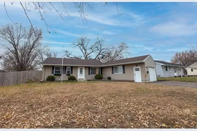 7825 58th Place N, Crystal, MN 55428 - Photo 1