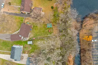 7825 58th Place N, Crystal, MN 55428 - Photo 3