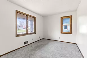 3301 Edgemere Ave, Saint Anthony, MN 55418 - Photo 19