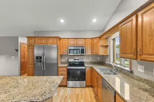 1578 Alvina St, Red Wing, MN 55066 - Photo 7