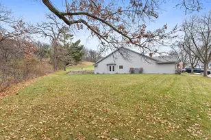 1578 Alvina St, Red Wing, MN 55066 - Photo 31