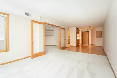 912 Hawthorne Street #105, Alexandria, MN 56308 - Photo 7