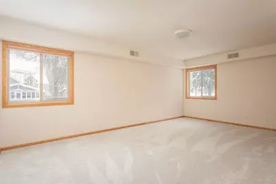 912 Hawthorne Street #105, Alexandria, MN 56308 - Photo 13