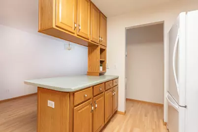 912 Hawthorne Street #105, Alexandria, MN 56308 - Photo 11