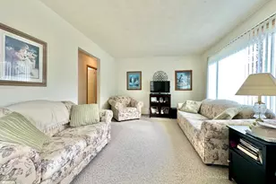 6116 Ridge Dr, Woodbury, MN 55125 - Photo 11