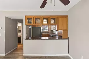 605 Portland Dr E, Burnsville, MN 55337 - Photo 15