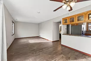 605 Portland Dr E, Burnsville, MN 55337 - Photo 7