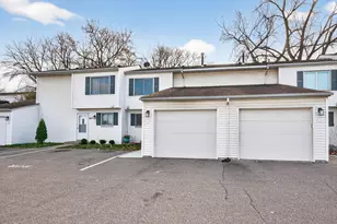 605 Portland Dr E, Burnsville, MN 55337 - Photo 3