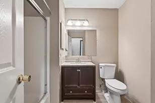605 Portland Dr E, Burnsville, MN 55337 - Photo 33