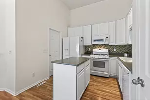 9767 Picket Dr, Eden Prairie, MN 55347 - Photo 13