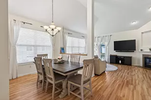 9767 Picket Dr, Eden Prairie, MN 55347 - Photo 9