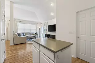 9767 Picket Dr, Eden Prairie, MN 55347 - Photo 19