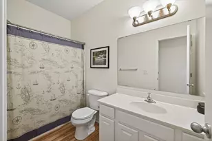 9767 Picket Dr, Eden Prairie, MN 55347 - Photo 17