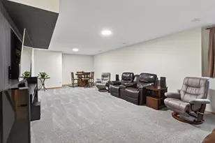 9767 Picket Dr, Eden Prairie, MN 55347 - Photo 21