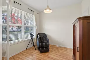 9767 Picket Dr, Eden Prairie, MN 55347 - Photo 17