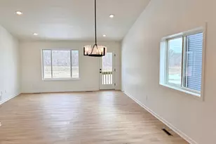 911 3rd St, Wanamingo, MN 55983 - Photo 7