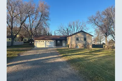 1795 50th Avenue NE, Willmar, MN 56201 - Photo 1