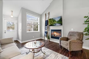 468 Heartland Ct, Chanhassen, MN 55317 - Photo 7