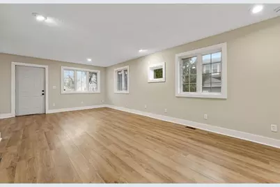 605 10th Avenue NW, Austin, MN 55912 - Photo 7